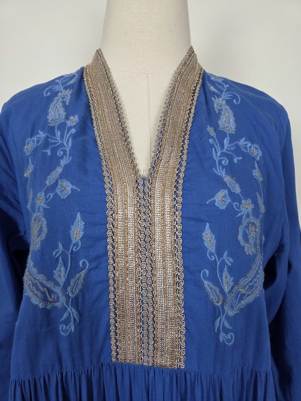 April Cornell Tiered Maxi Dress Size Large Full Ethnic Blue V-neck (c1) - Picture 8 of 11